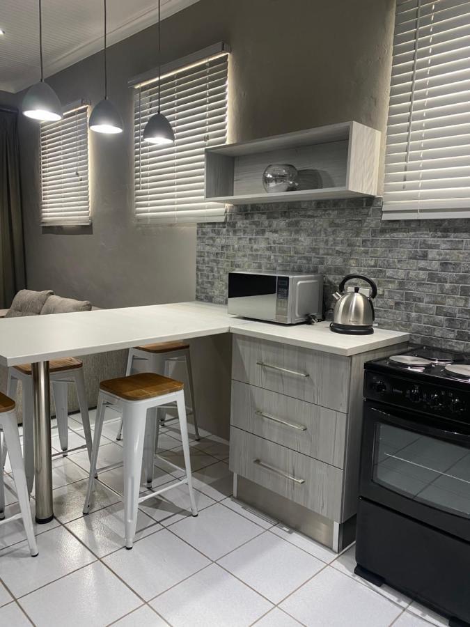 Adventure Apartment - Colchester - 5Km From Elephant Park 외부 사진