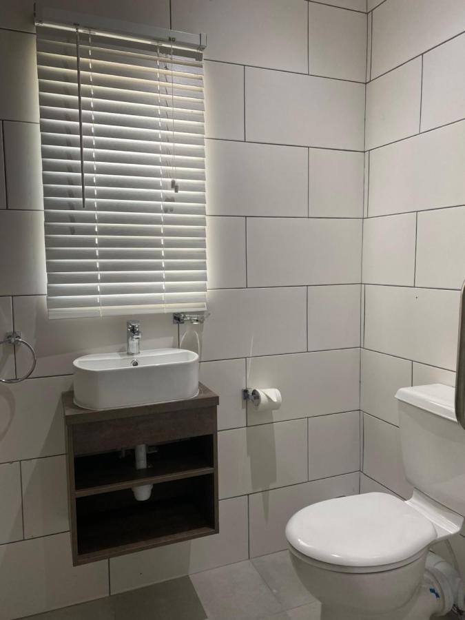 Adventure Apartment - Colchester - 5Km From Elephant Park 외부 사진